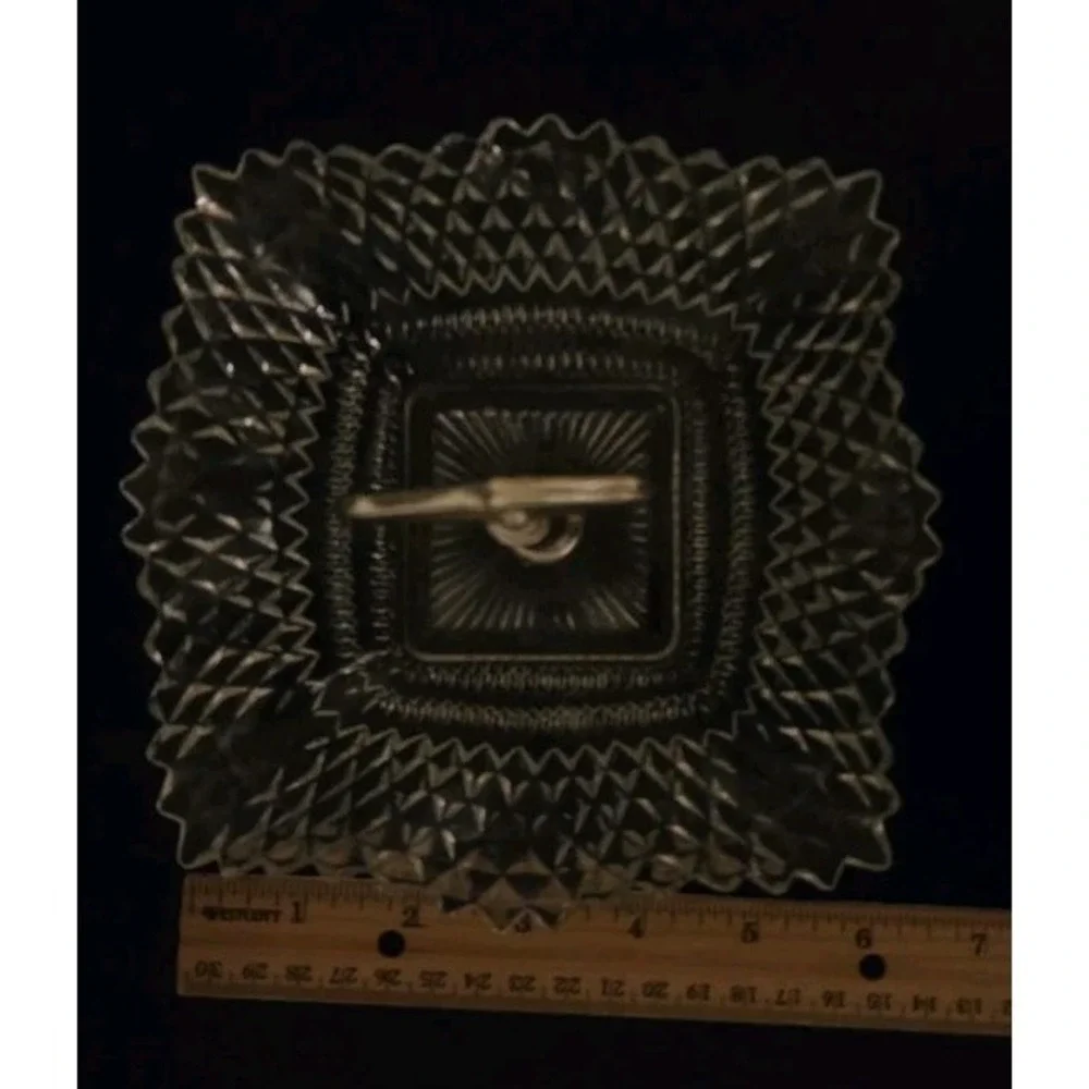 Vintage‎ INDIANA GLASS Diamond Point Pressed Ruffle Edges Candy Dish with Handle